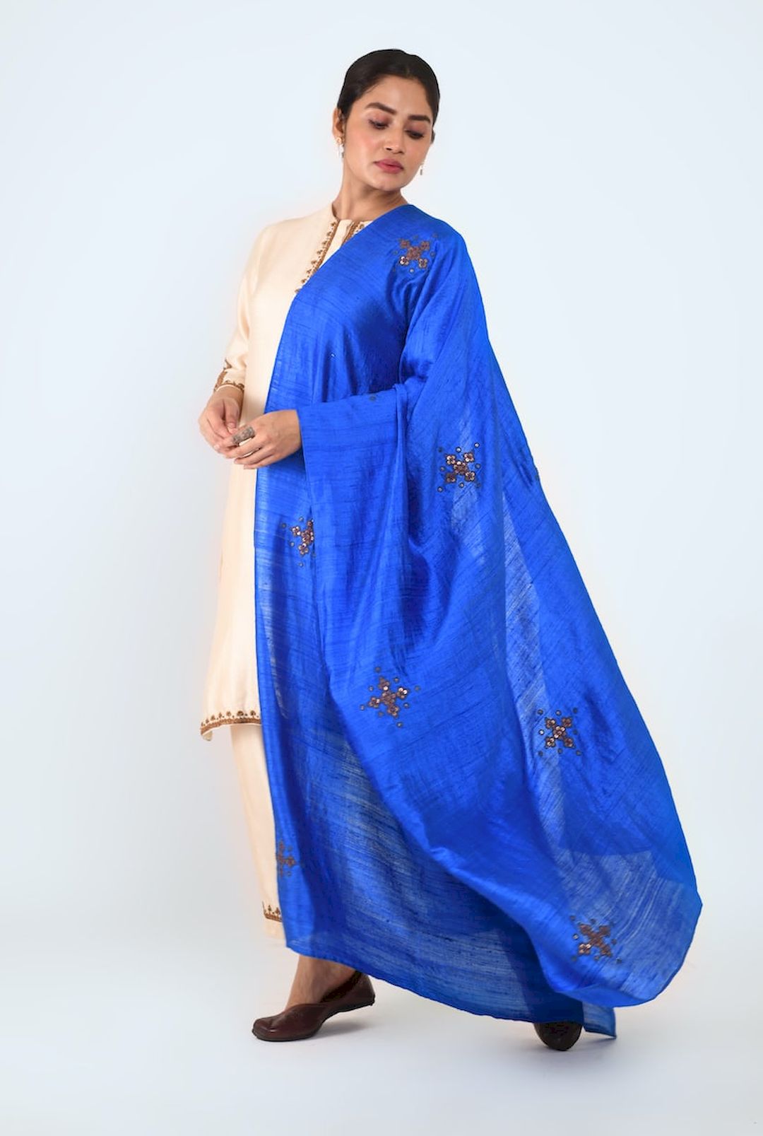 Royal Blue Dupatta With Hand Embroidery Bootas - Prashant Chouhan